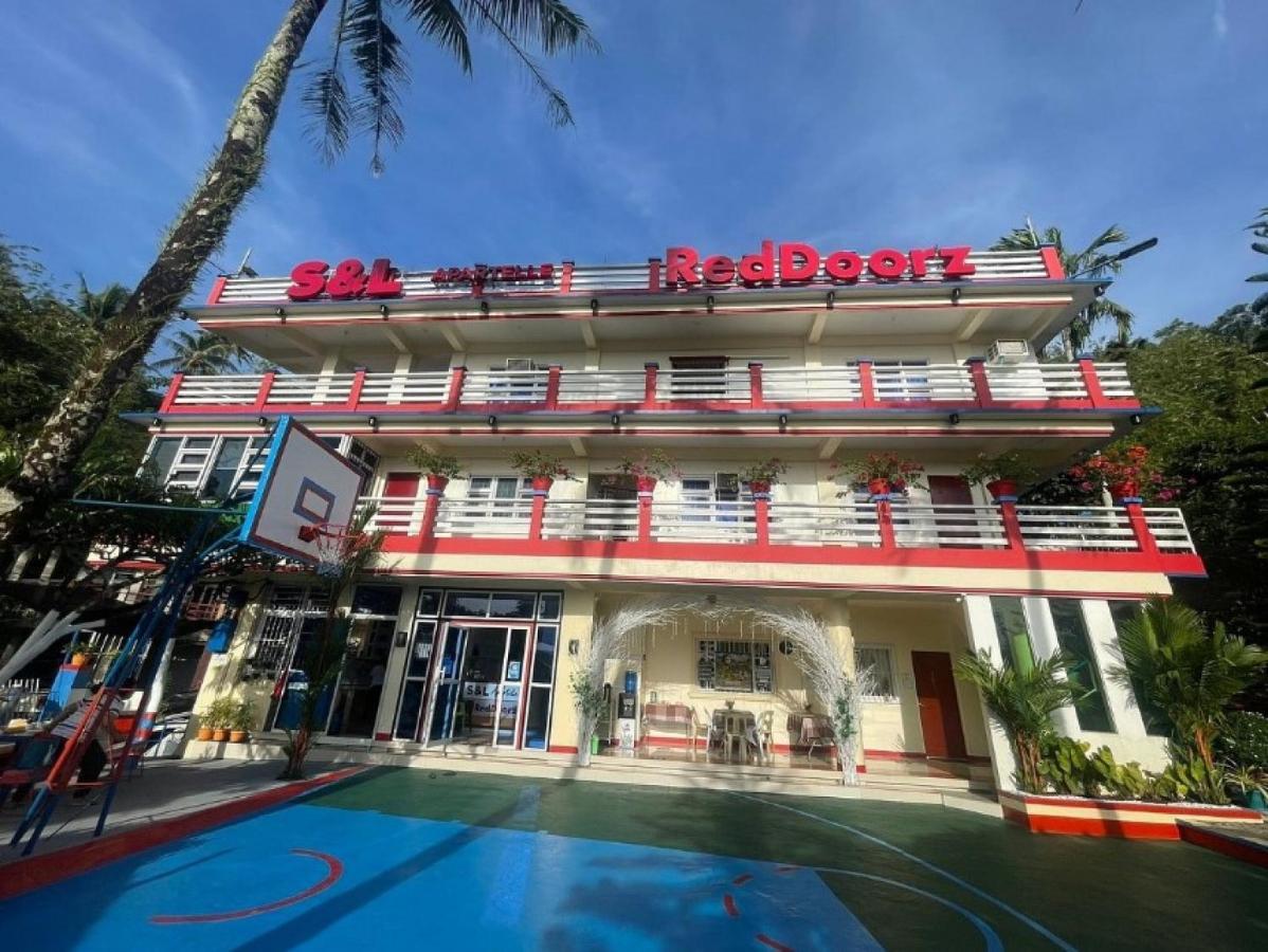 Reddoorz At S & L Apartelle Daraga Albay Legazpi Kültér fotó