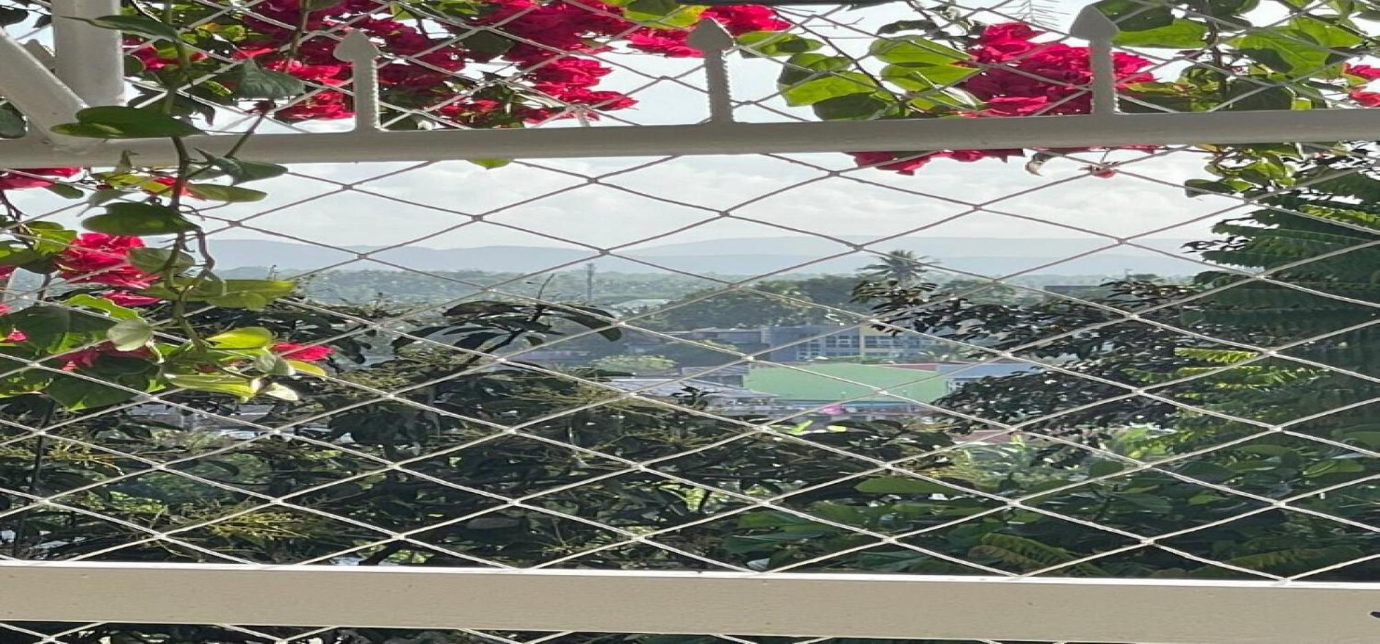 Reddoorz At S & L Apartelle Daraga Albay Legazpi Kültér fotó