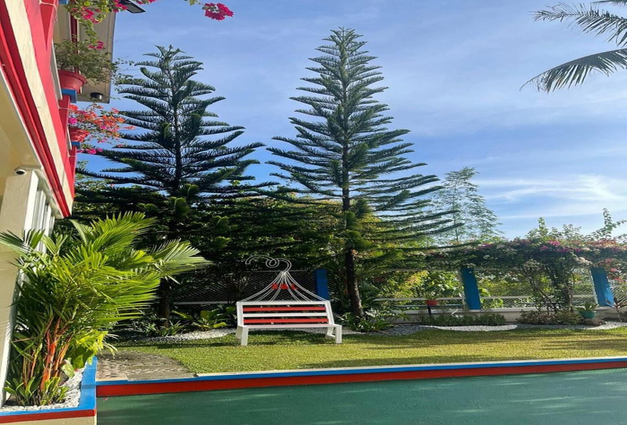 Reddoorz At S & L Apartelle Daraga Albay Legazpi Kültér fotó
