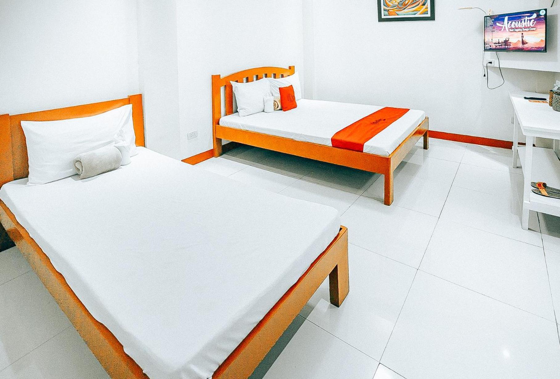 Reddoorz At S & L Apartelle Daraga Albay Hotel Legazpi Kültér fotó